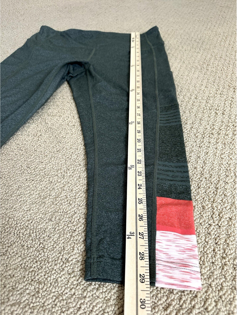 Prana Capri Leggings Yoga Leggings Women's Size XL Olive Green W/ Side Pockets - Picture 6 of 7